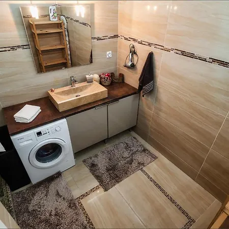 A Deux Pas Du Tram Strasbourg Homestay
